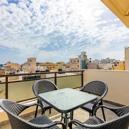 Downtown Spacious Loft Just 3 Minutes From Centre Apartment Heraklion (Crete)
